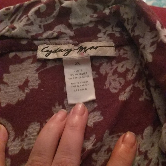 Cydney Mao, floral long sleeved T shirt dress. - Picture 3 of 3